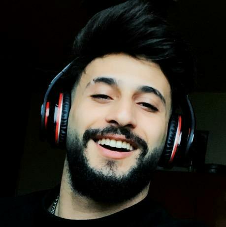 من هو حمادة نشواتي ويكيبيديا